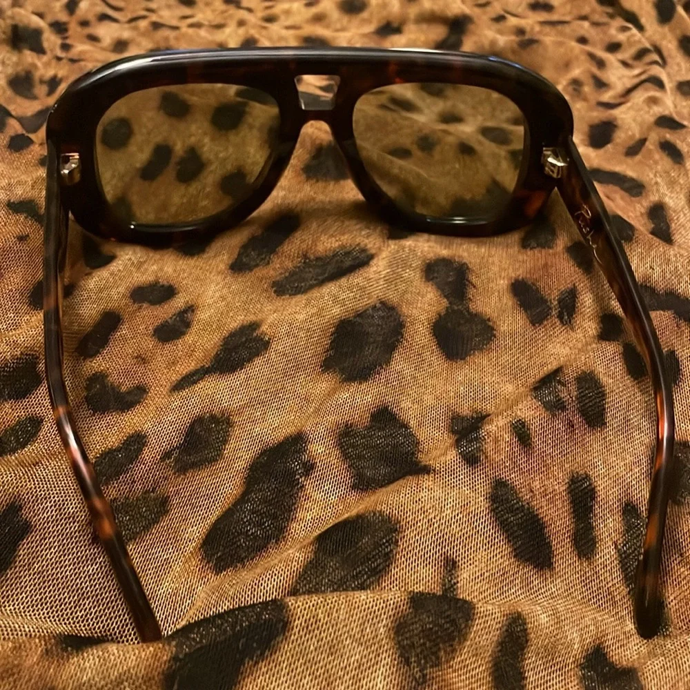 DEZI PUSHA TORTOISE GREEN LENS WOMANS SUNGLASSES like NEW